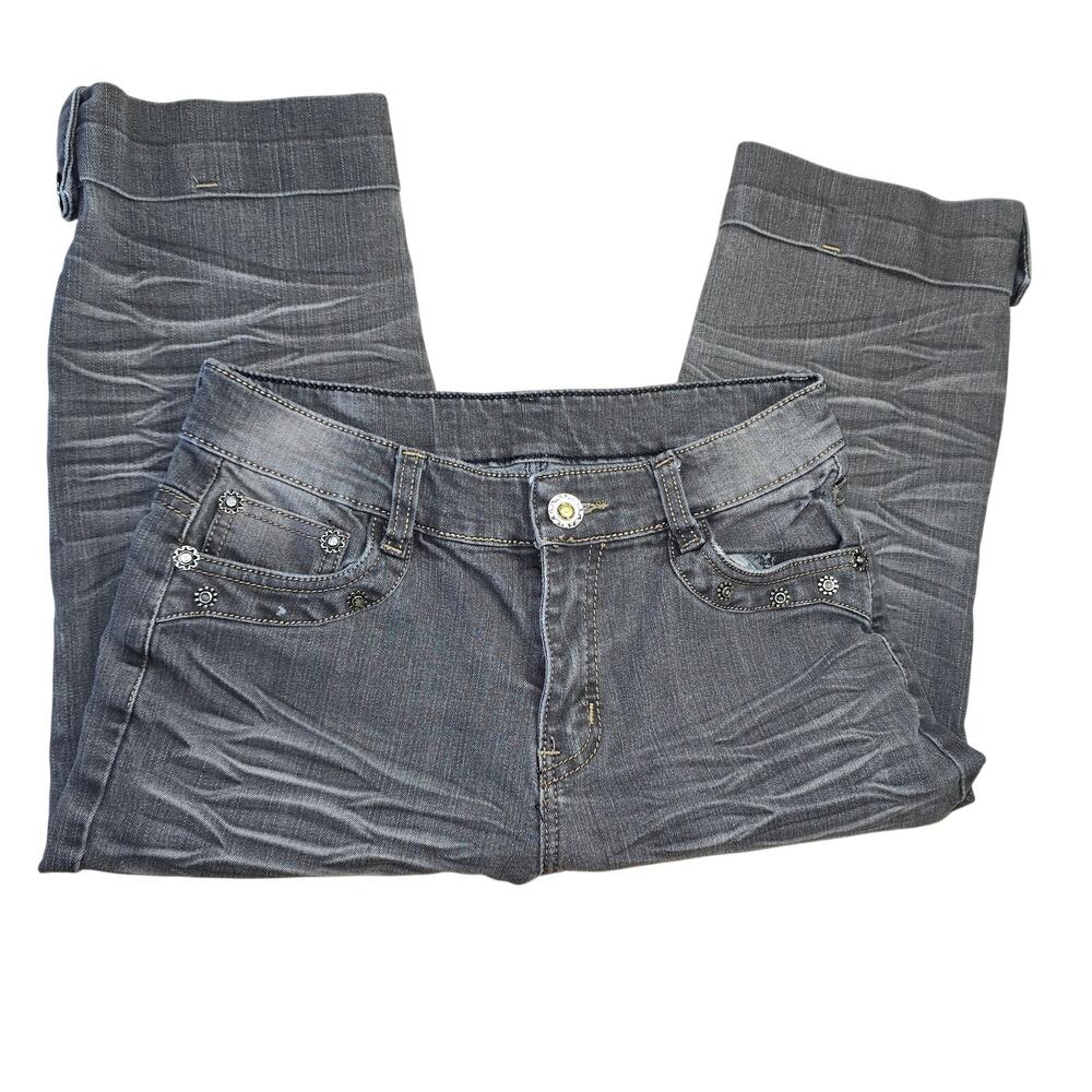 Y2k Angel Gray Studded Embroidered Capris